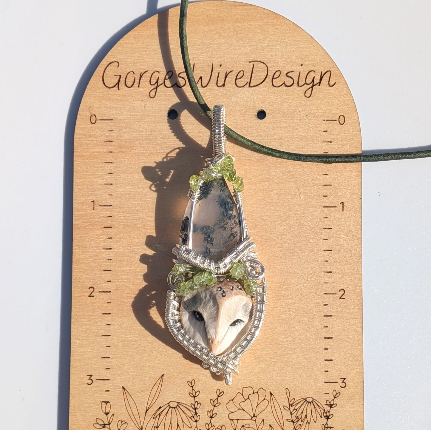 Barn Owl Pendant with Moss Agate